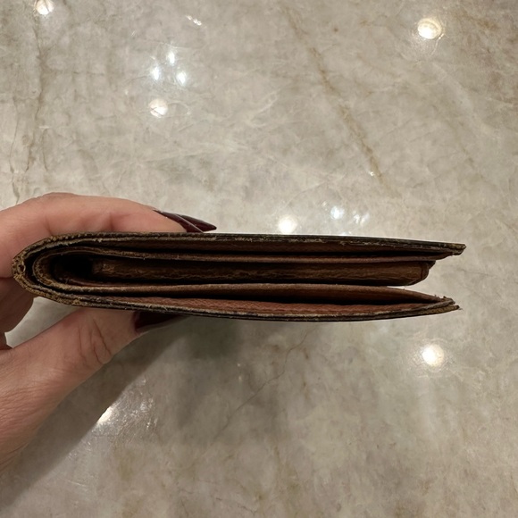 Pre loved Louis Vuitton Monogram Marco Bifold
Wallet Brown - Picture 12 of 14